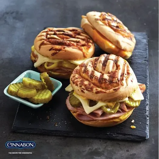 Menú de Nuestra Línea Salada de Cinnabon